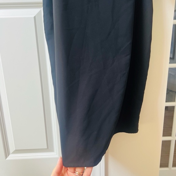 Elegant Express size small Black Off-Shoulder Dress - Picture 4 of 6